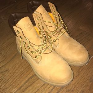 Tan Women’s Timberland Boots